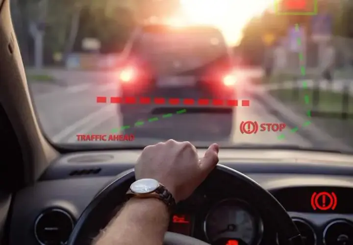 Cómo el sistema de freno de emergencia puede salvar vidas en la carretera