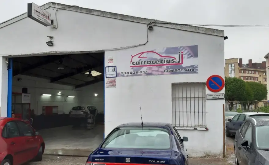 Carrocerías Jama: Servicios de calidad en chapa y pintura en Oviedo